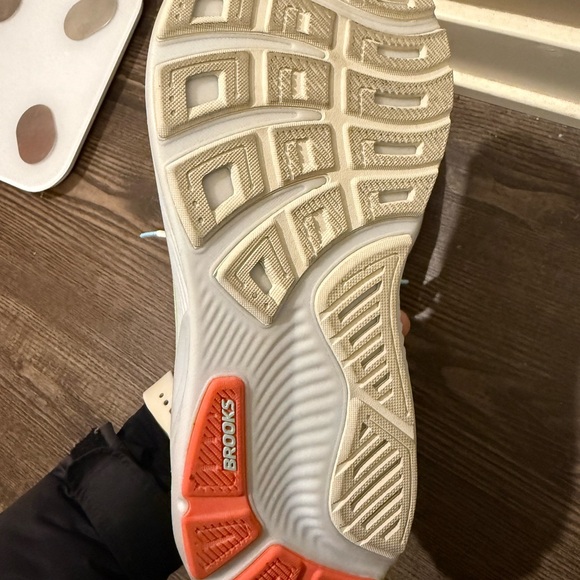 Brooks Ghost 17 - Picture 6 of 7